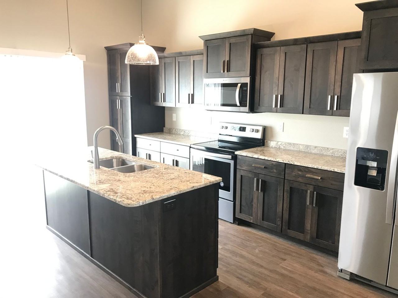 1520 75th Ave S - Photo 3 of 10