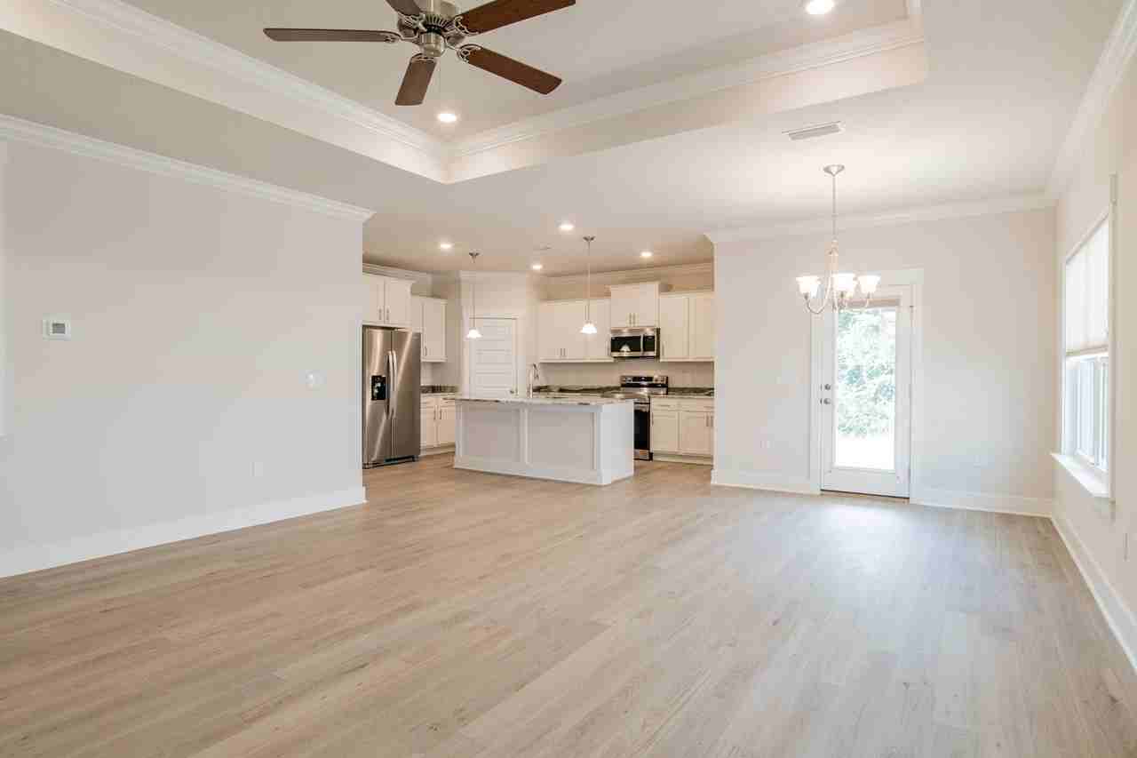 1213 Meadow Trl - Photo 2 of 17