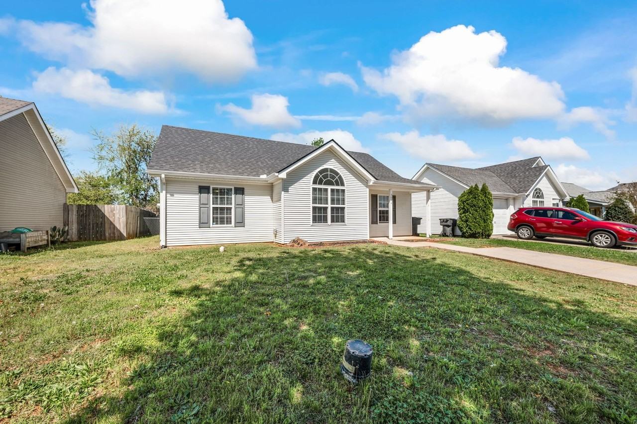 5044 Boyd Dr - Photo 2 of 26