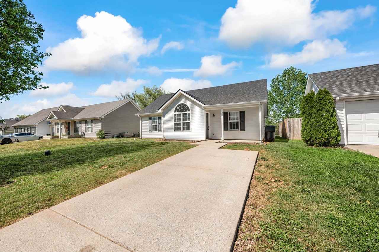 5044 Boyd Dr - Photo 4 of 26