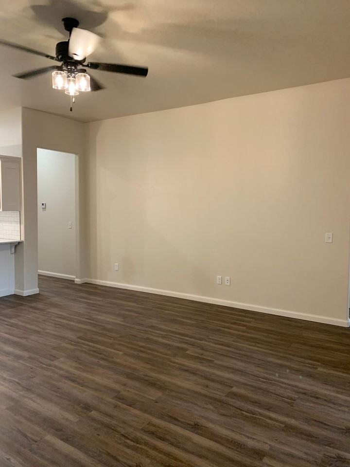 3219 Enclave Pl - Photo 4 of 30