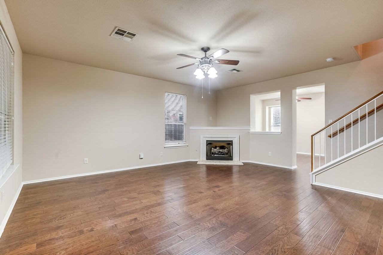 3237 Arroyo Bluff Ln - Photo 2 of 25