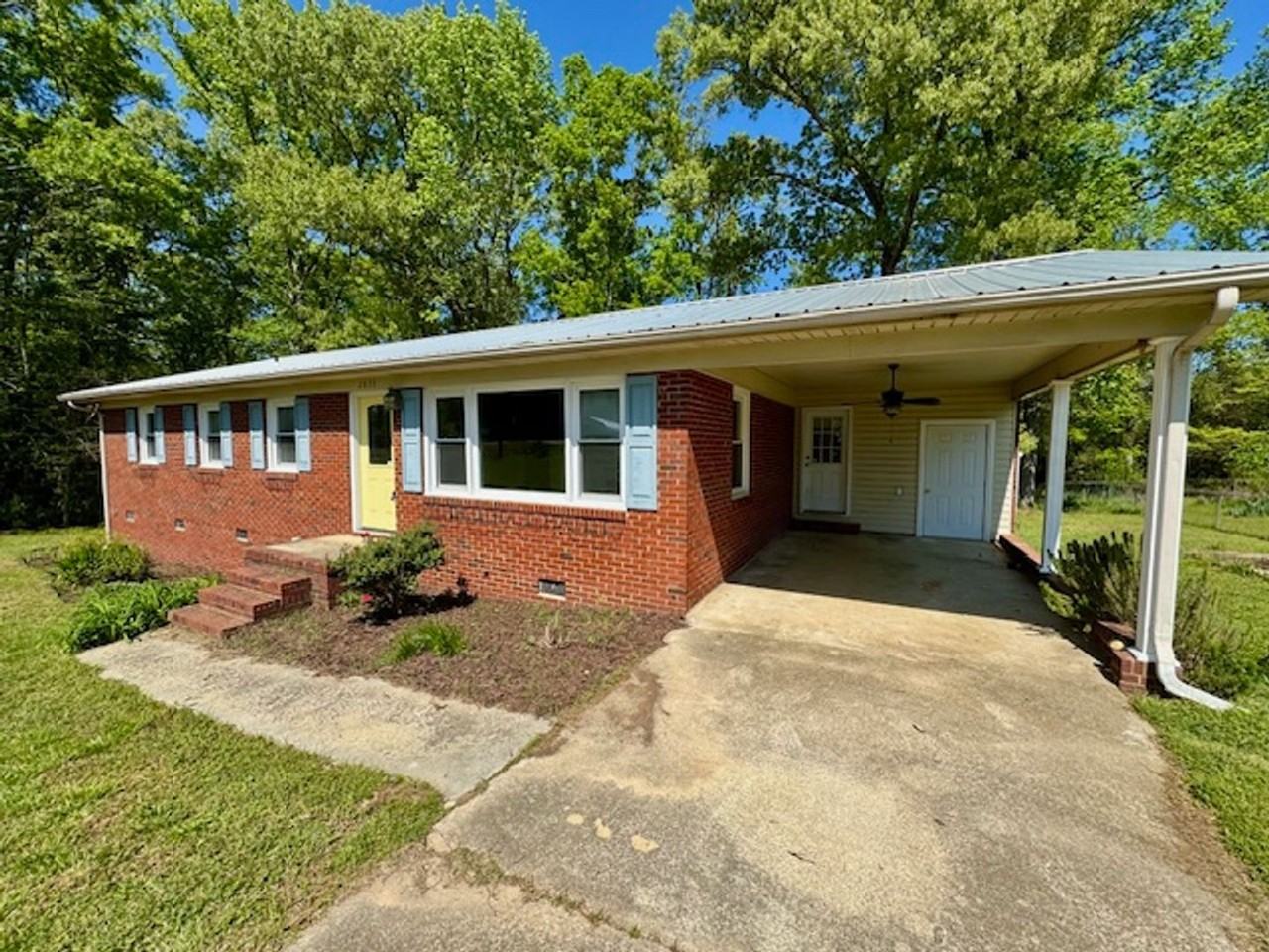 2833 Regency Rd - Photo 2 of 38