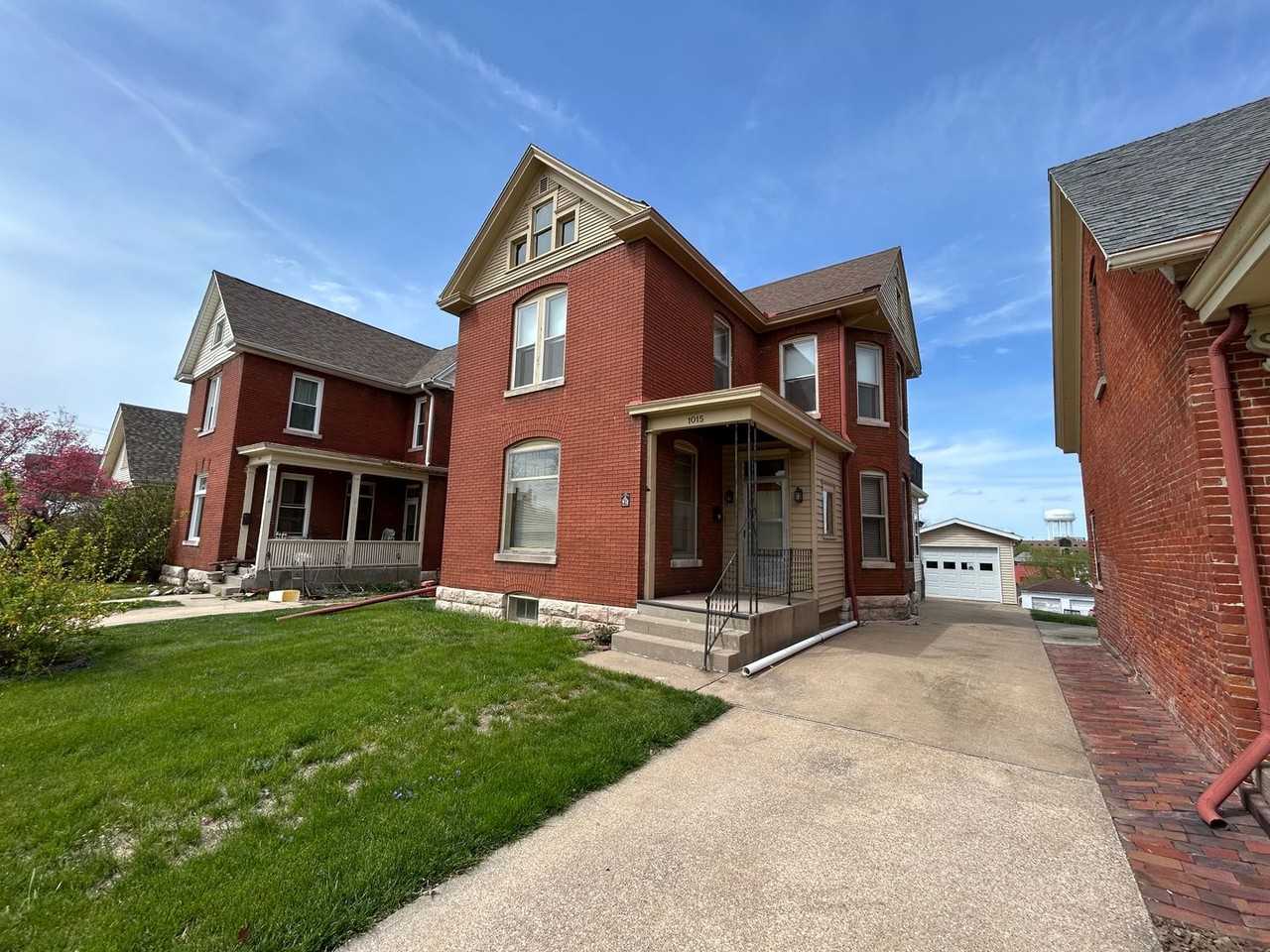 1015 Kentucky St - Photo 2 of 20