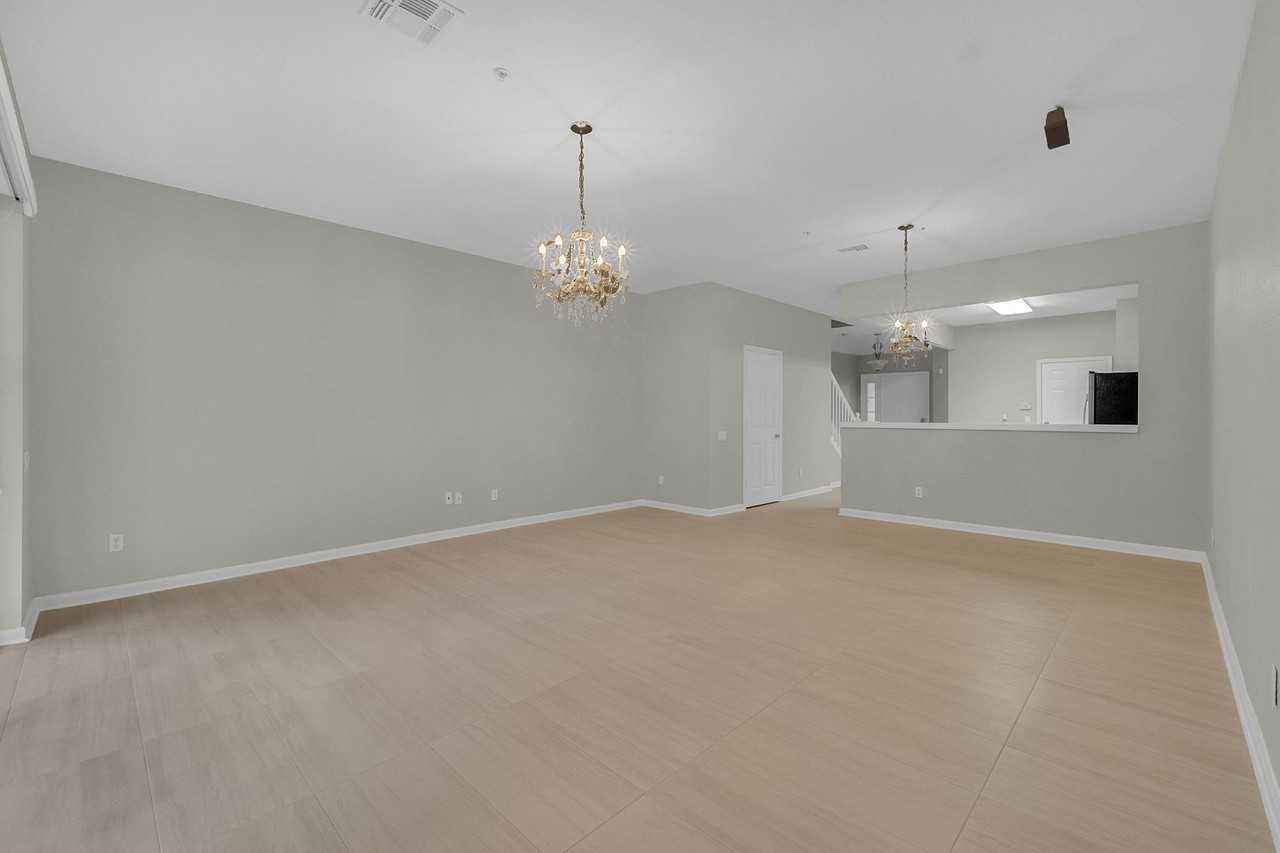 6302 Daysbrook Dr #102 - Photo 5 of 22
