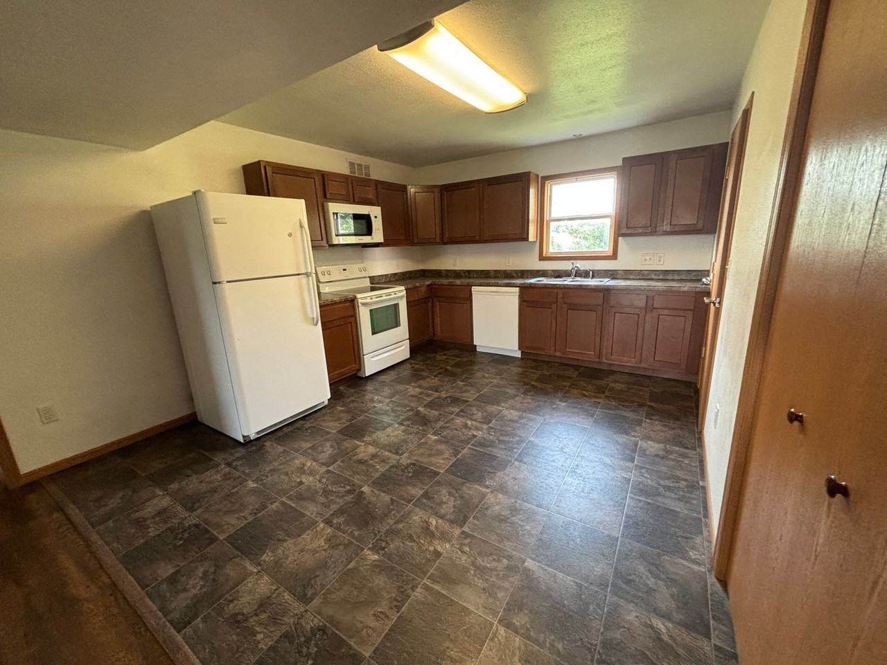 East 4th Duplexes - Photo 3 of 26