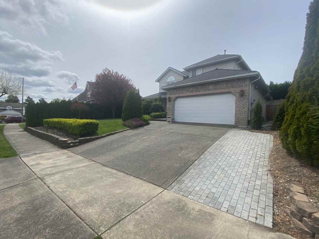 2912 Galleon Ct Ne - Photo 2 of 24