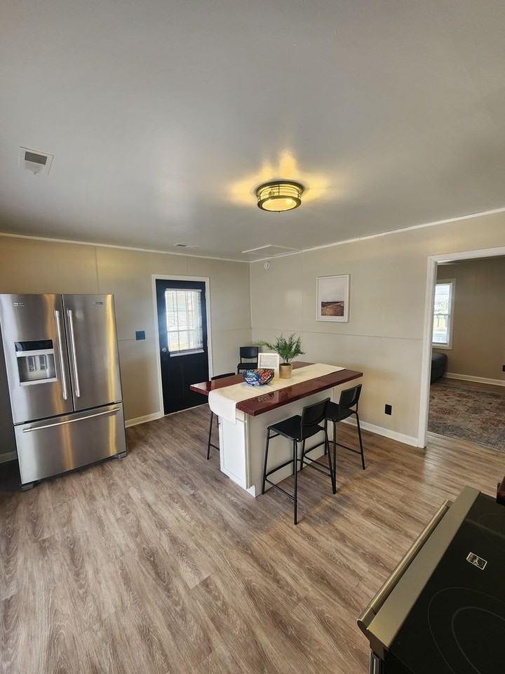 5243 Council Ring Blvd - Photo 3 of 14