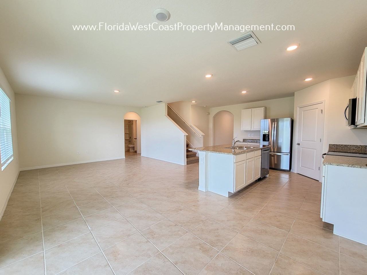 17213 Harvest Moon Way - Photo 4 of 50