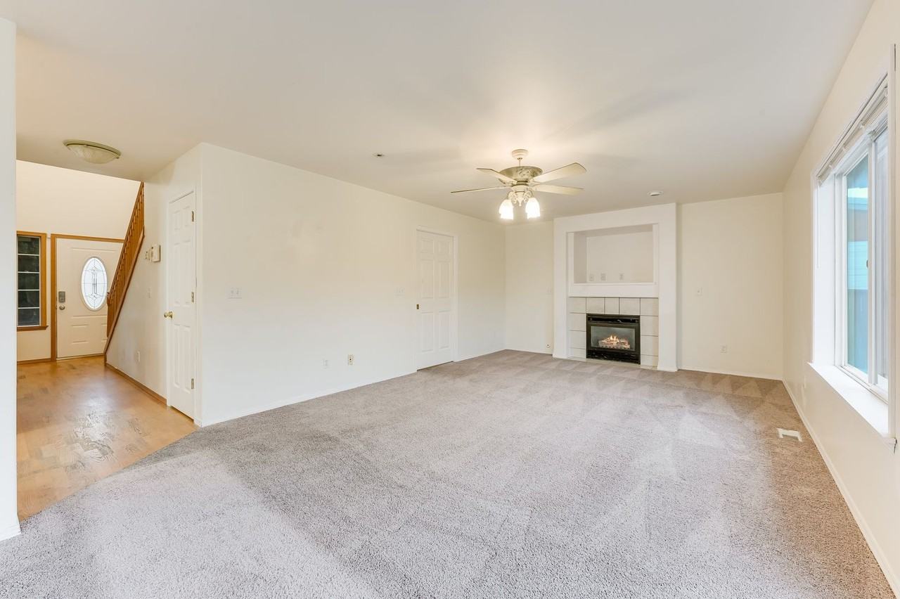 8620 134th Street Ct E - Photo 7 of 21