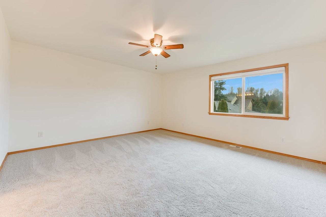 8620 134th Street Ct E - Photo 6 of 21