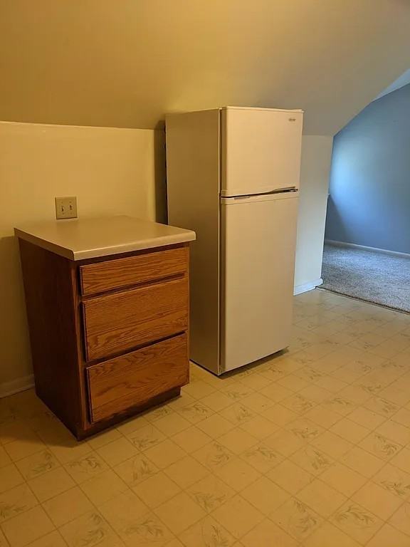 1906 E Mifflin St #2 - Photo 4 of 27