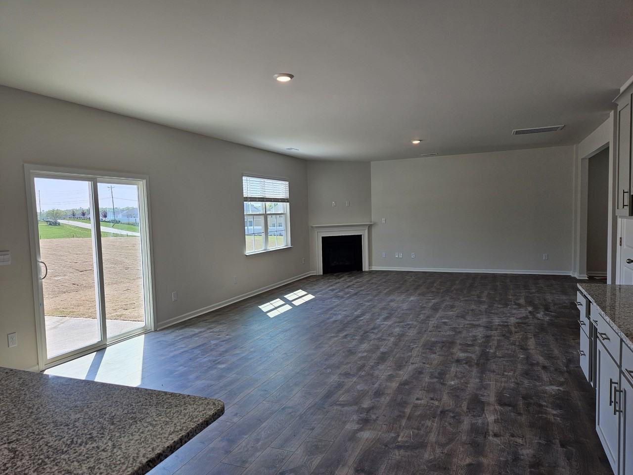 186 Falcon Ln #NA - Photo 4 of 27