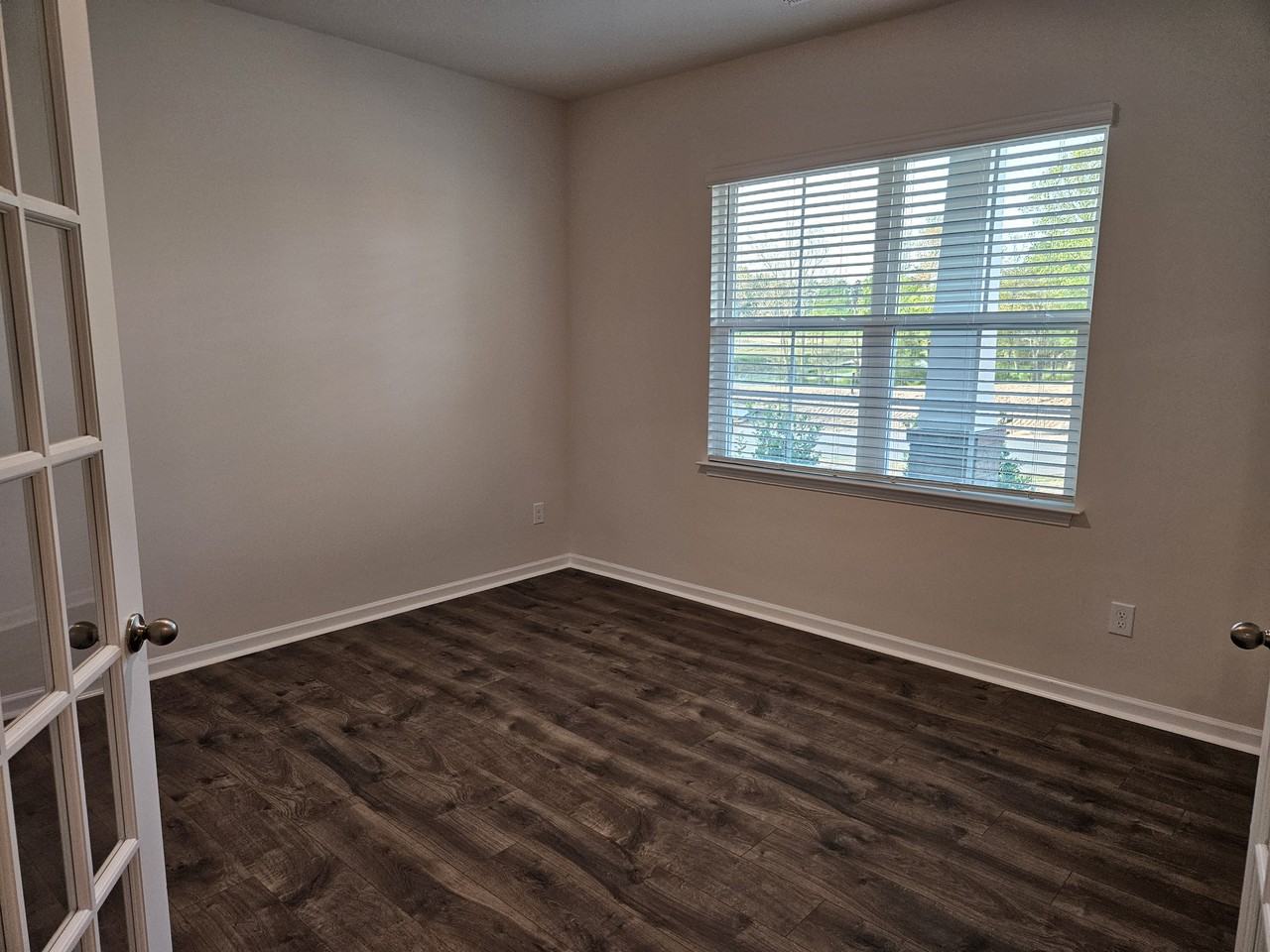 186 Falcon Ln #NA - Photo 5 of 27