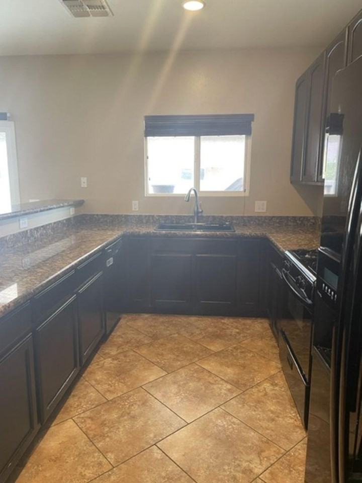 5059 East Fishhook Court - Photo 3 of 5