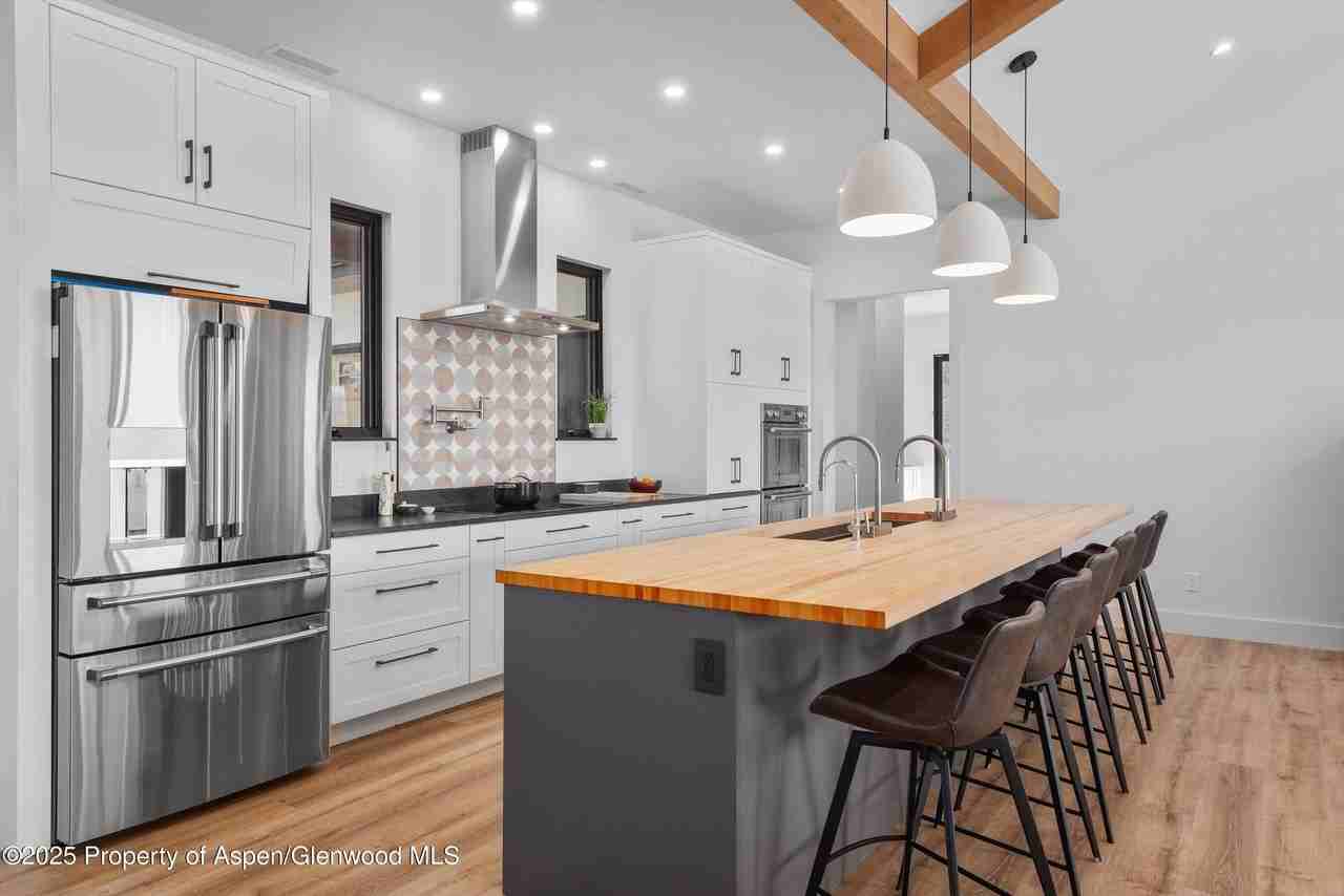 1840 Upper Cattle Creek Rd - Photo 7 of 37
