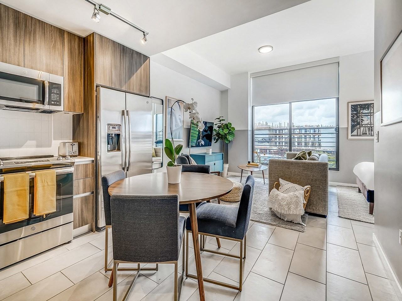 Sentral Wynwood - Photo 6 of 28