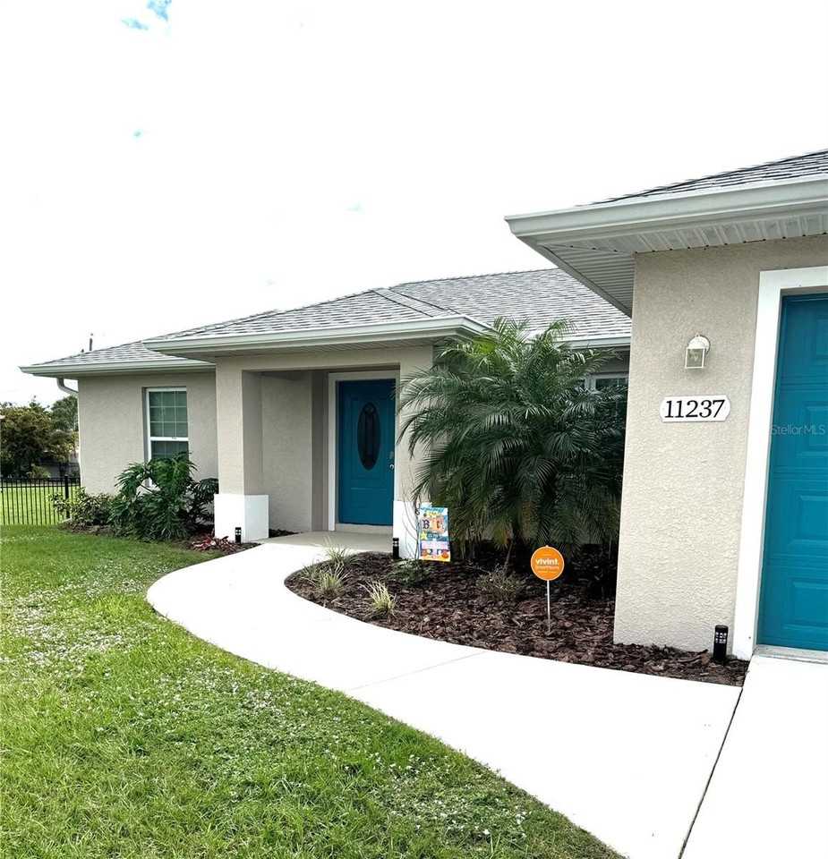 11237 Oceanspray Blvd - Photo 2 of 13