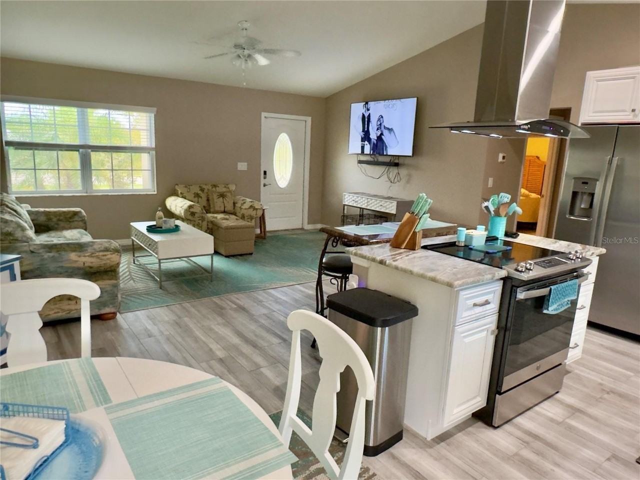 11237 Oceanspray Blvd - Photo 5 of 13