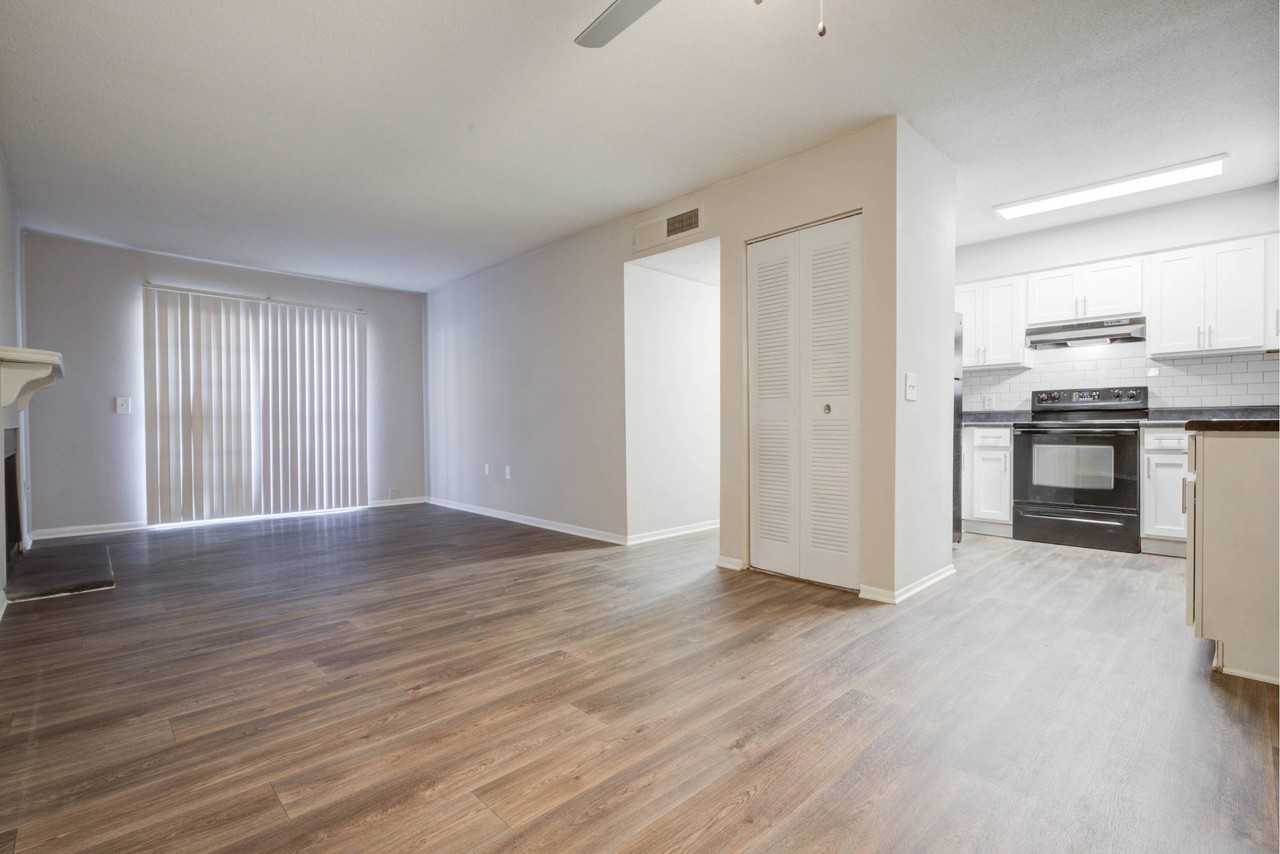 Chimneys of Greenville - Photo 4 of 19