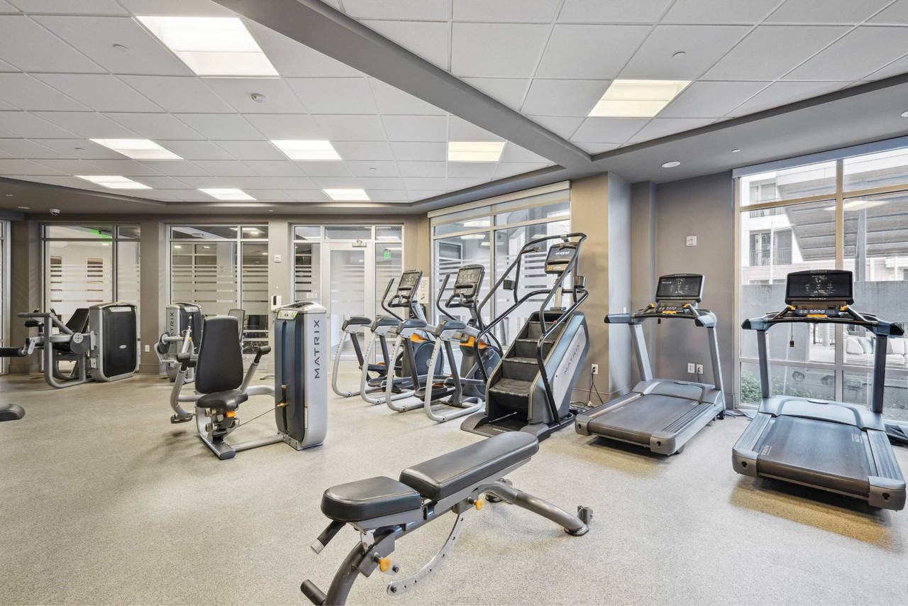 605 West End - Photo 7 of 22