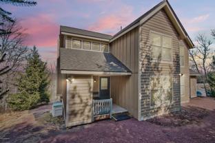341 Hemlock Ln - Photo 1 of 1