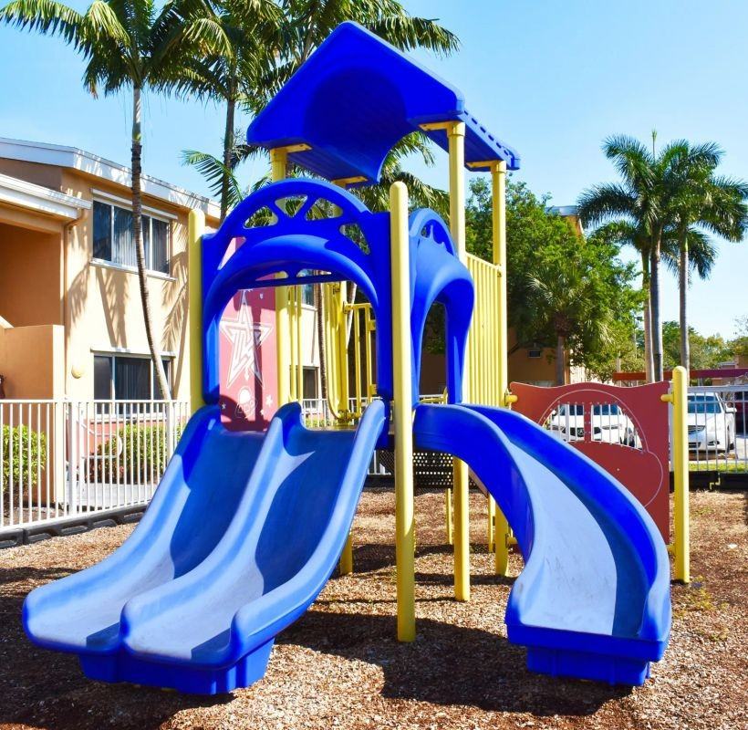 10972 Nw 14th Ave - Photo 6 of 11