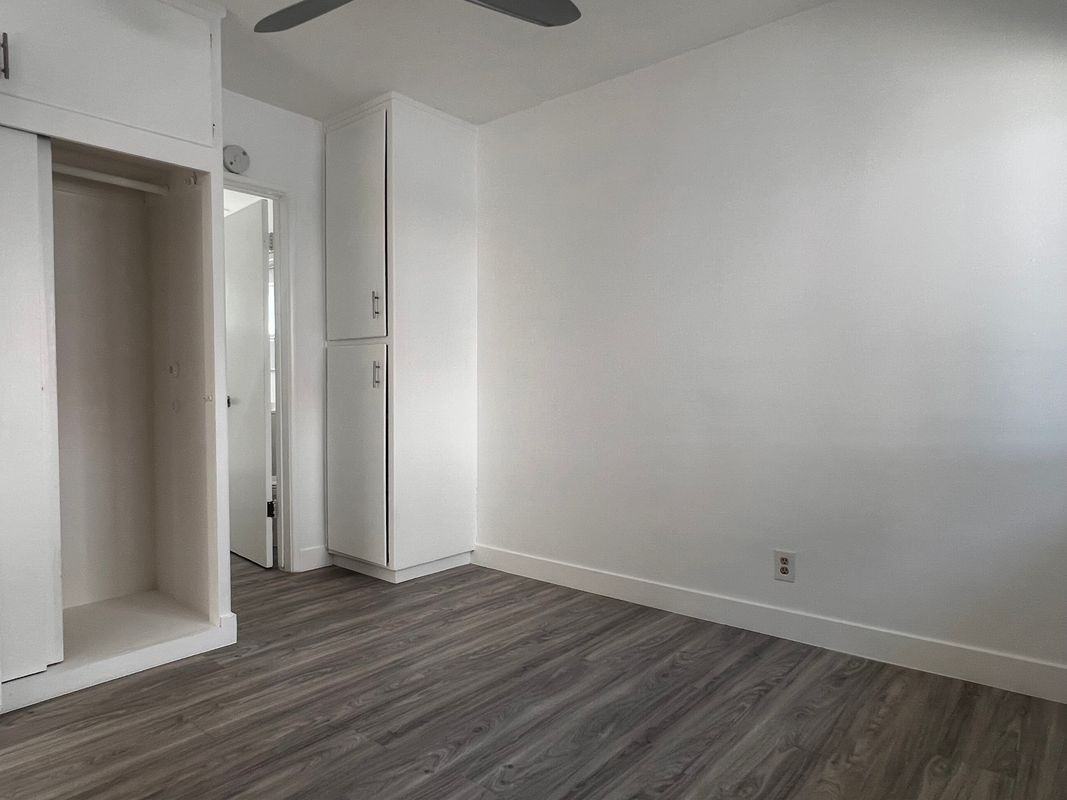712 N Guadalupe Ave ##1 - Photo 6 of 8