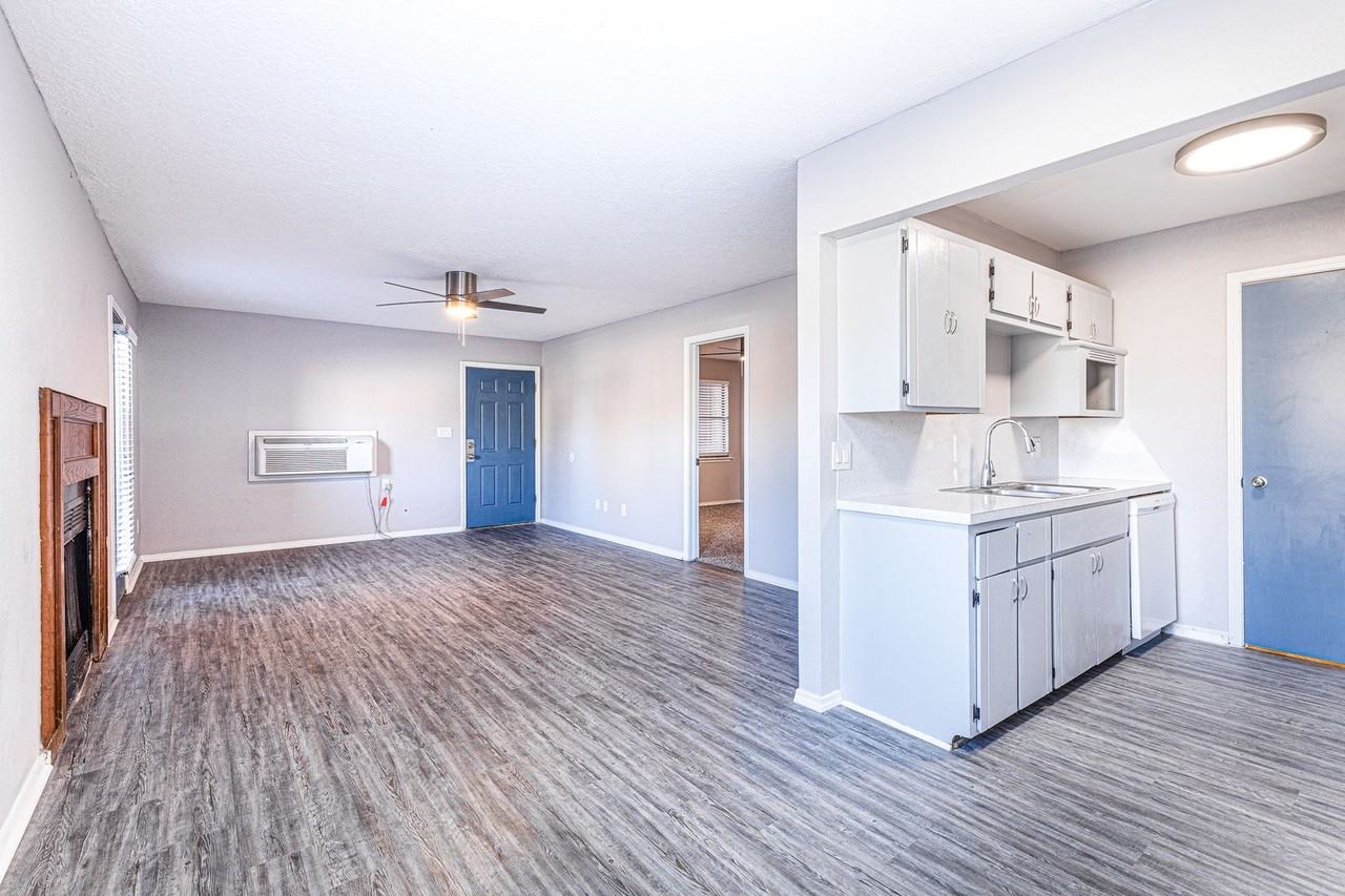 4002 4002 A NW Ozmun Ave - 4002 A-6 #6 - Photo 6 of 17