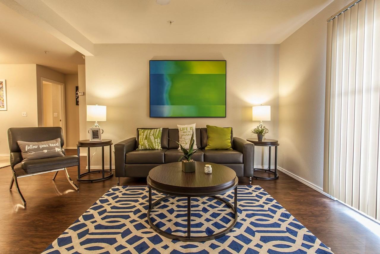 acar-The Carlyle Apartment Homes - Photo 3 of 11