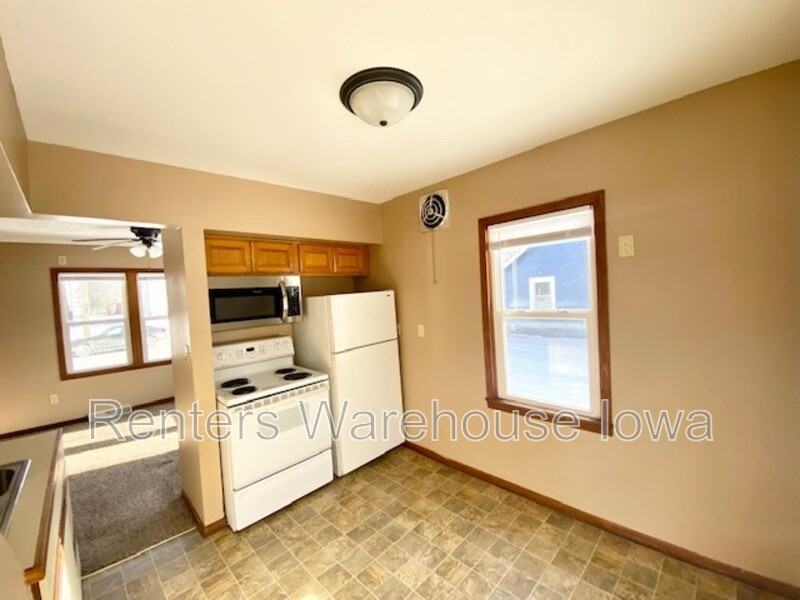 3330 52nd St - Photo 4 of 14