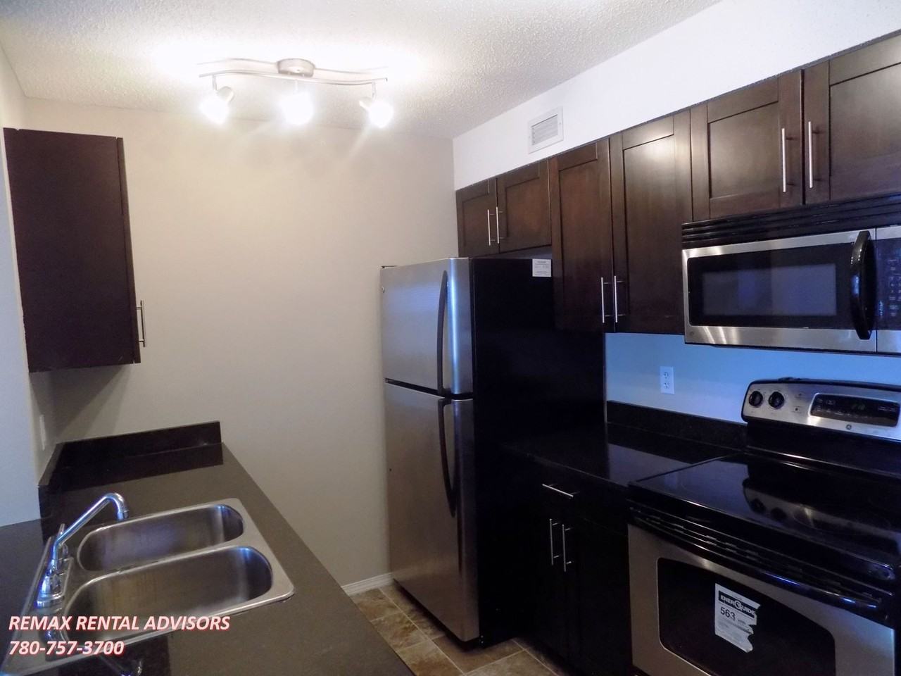534 Watt Blvd Sw - Photo 3 of 14