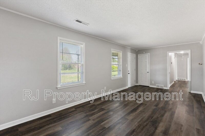 3308 Norton Rd - Photo 4 of 25