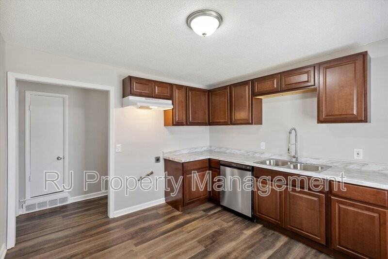 3308 Norton Rd - Photo 7 of 25
