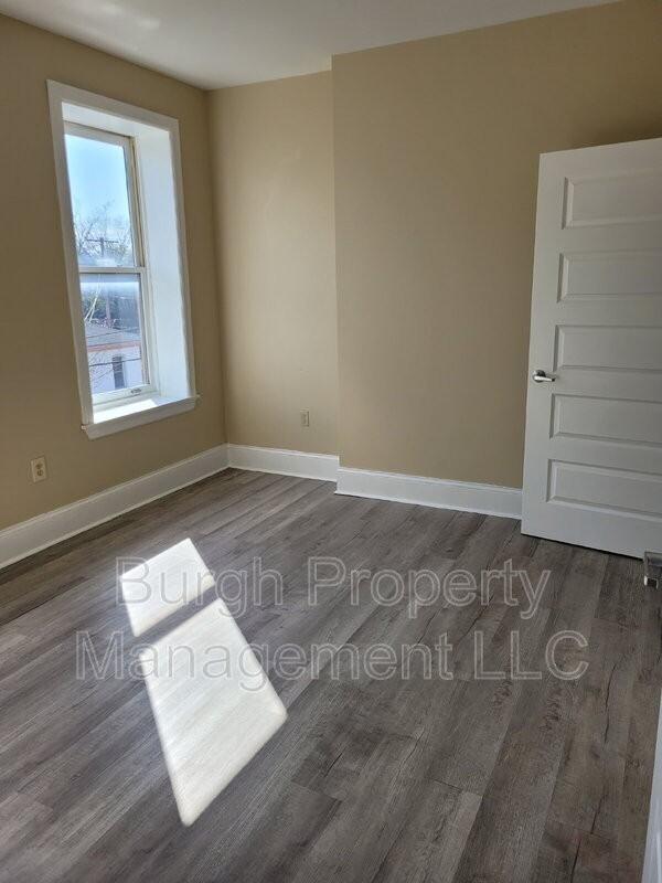 1009 Penn Ave #32 - Photo 5 of 10
