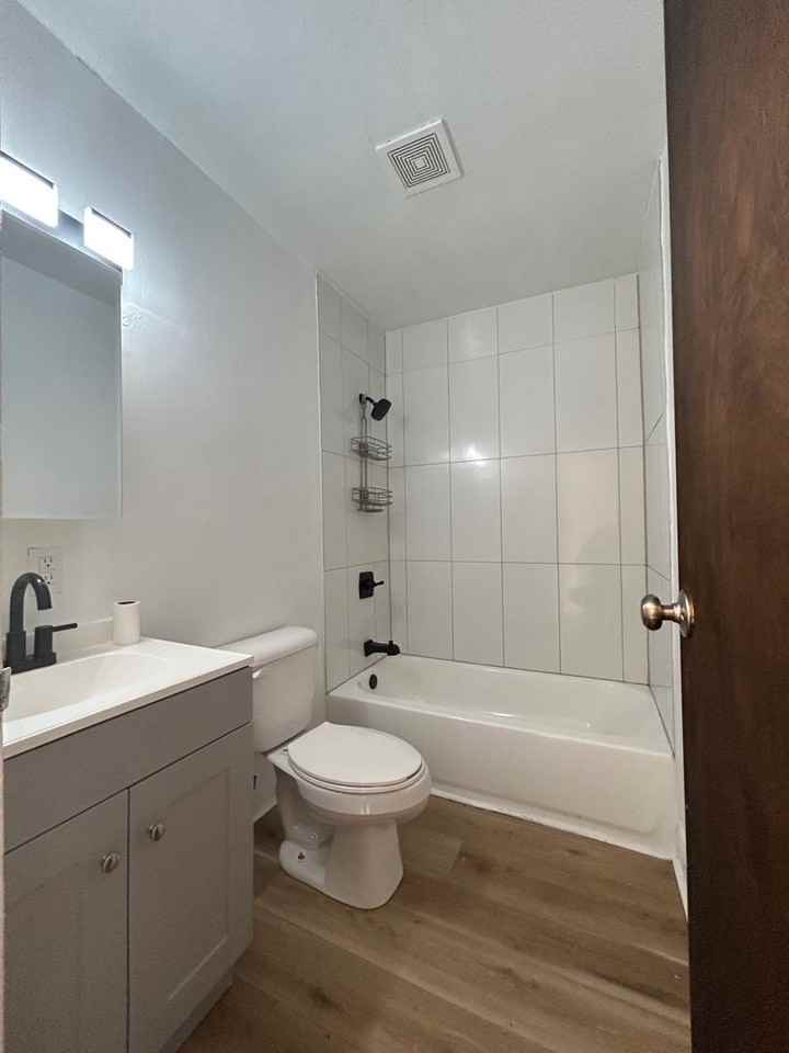 203 Parkview Blvd - Photo 3 of 8