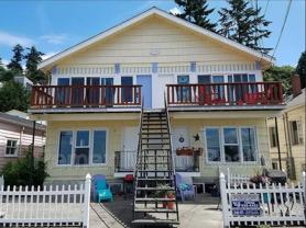 2132 Alki Ave Sw #B - Photo 1 of 1