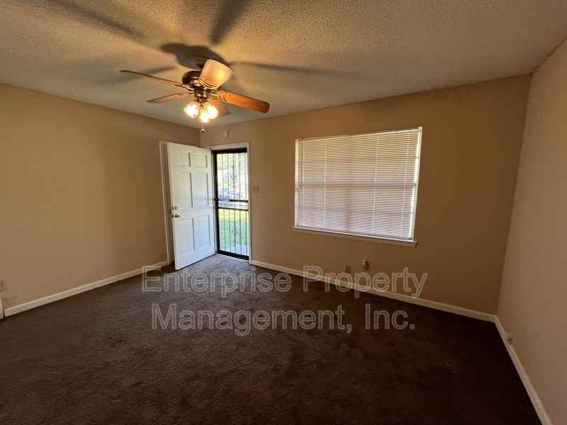 5312 Plover Dr - Photo 3 of 11