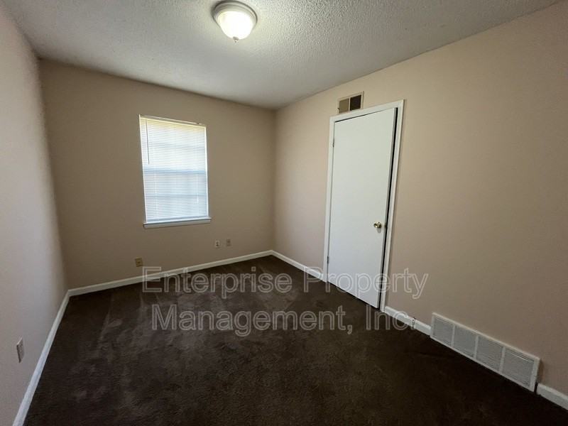 5312 Plover Dr - Photo 5 of 11