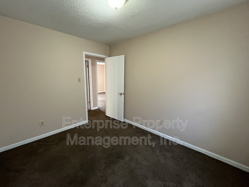 5312 Plover Dr - Photo 6 of 11