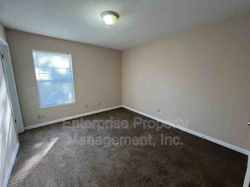 5312 Plover Dr - Photo 7 of 11