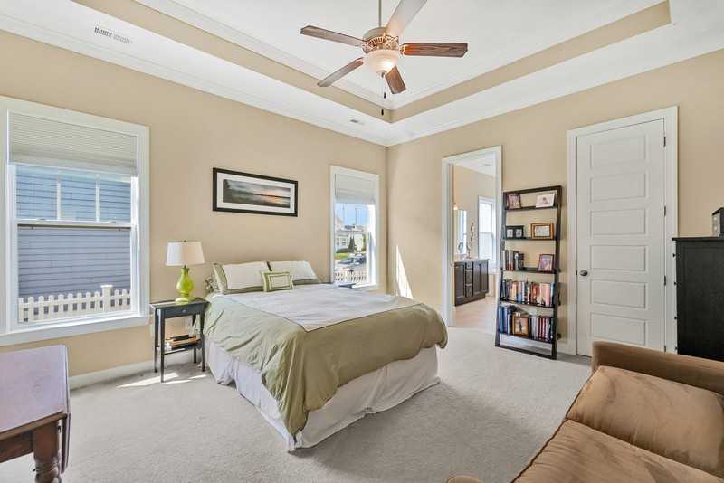 3224 Patrick Henry Dr - Photo 6 of 28