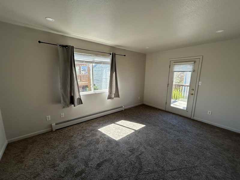 2342 Rattlesnake Ct - Photo 3 of 11