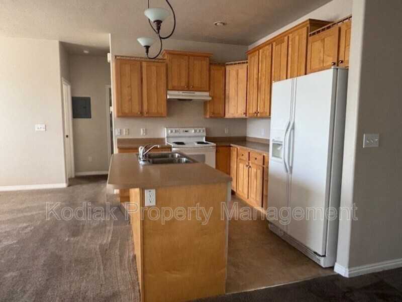 7136 S Brittany Town Dr - Photo 5 of 17