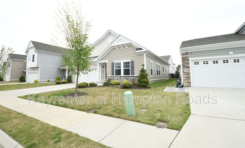 126 Peck Ln - Photo 2 of 37