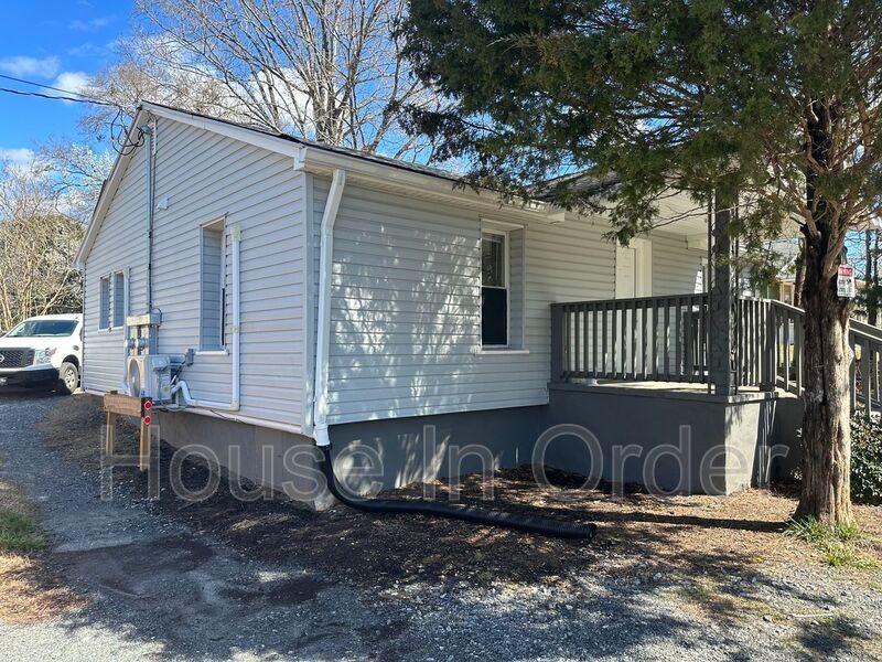 220 Pointer Rd - Photo 2 of 6