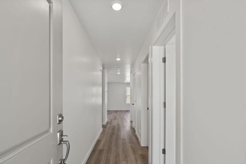 6688 W Yoke St - Photo 4 of 40