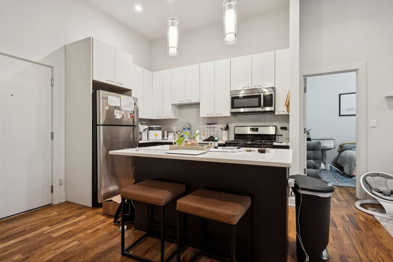 1336 N Damen - Photo 5 of 6