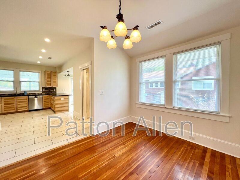 702 Fairview Rd - Photo 6 of 35