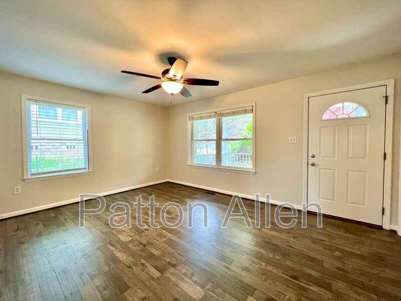 313 Westover Dr - Photo 3 of 35